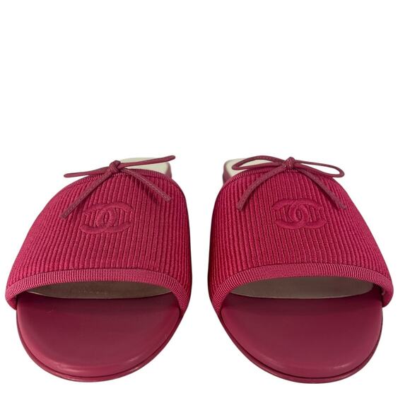 Chanel 2024 Dark Pink Embroidered CC Logo Bow Tie Mule Slide Flat Sandal - Picture 7 of 16